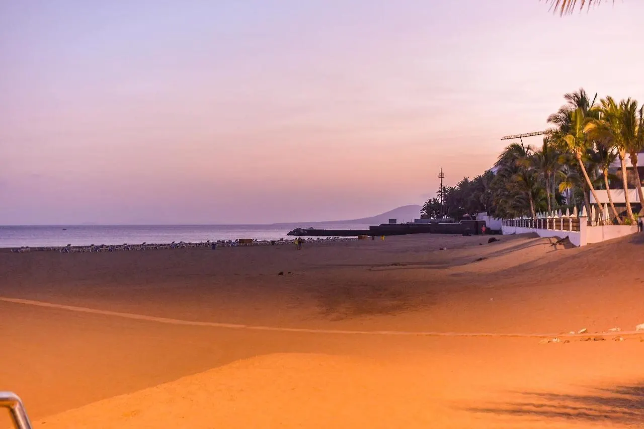 Vacacional Puerto Del Carmen公寓 公寓 卡门港